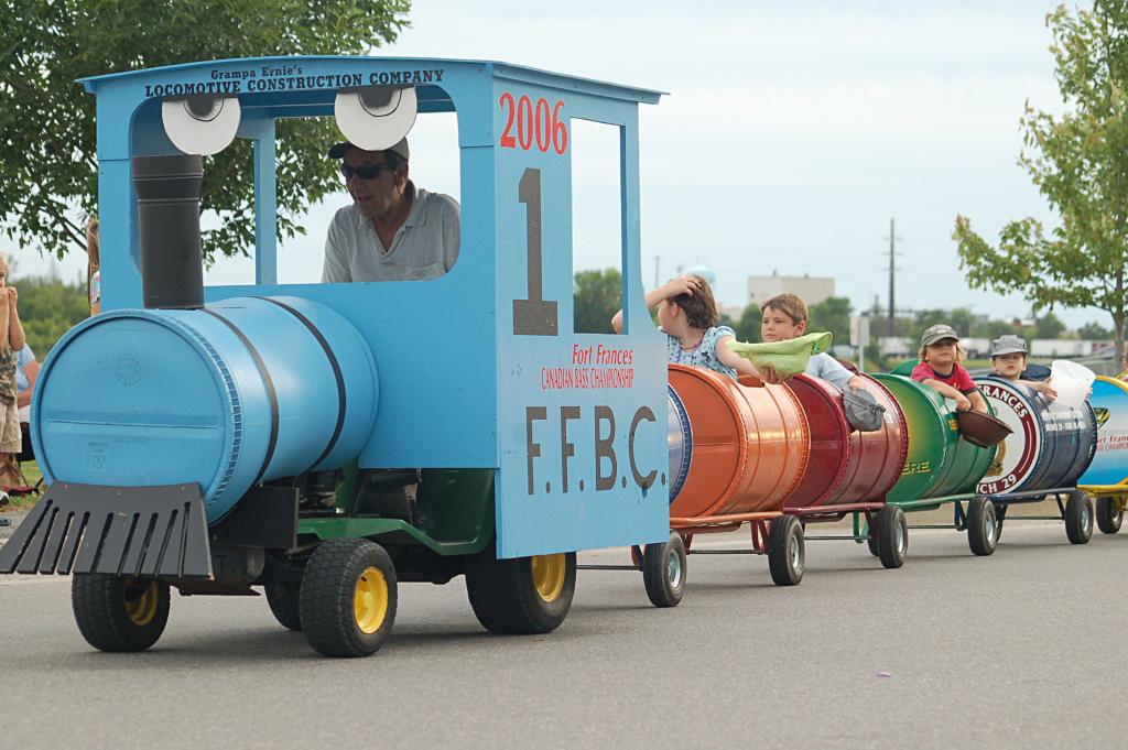 Bass Parade207-14-08