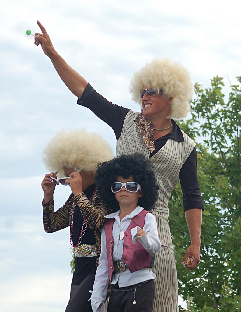 Bass Parade707-14-08