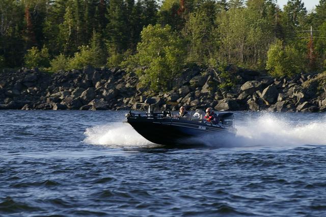 _IGP3744
