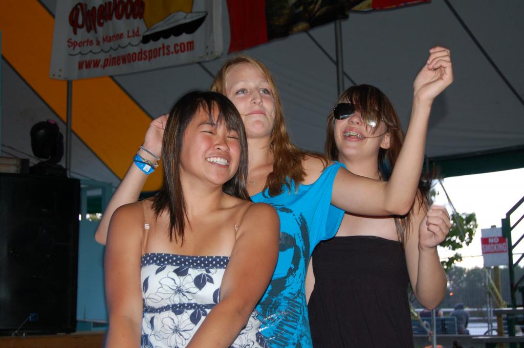 Teen Dance-1071408 1